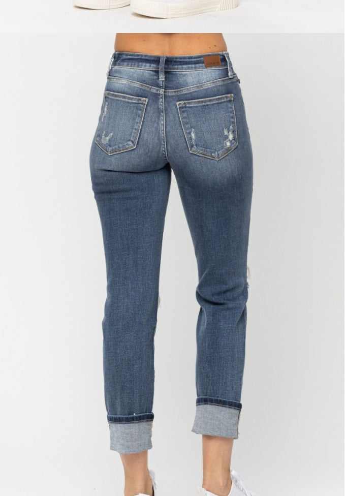 Judy Blue Madeline's Midrise Cuffed Crop Jean