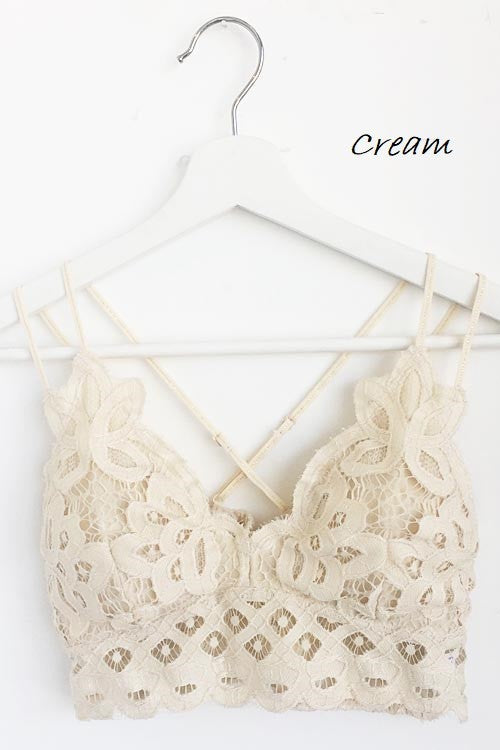 Luxe Lace Bralette – Extended Sizes