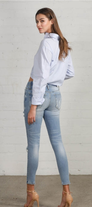 Skyline Distressed Skinny Jeans