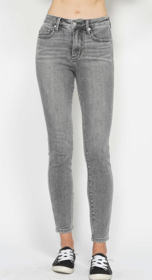 Judy Blue Simone Tummy Control Skinny