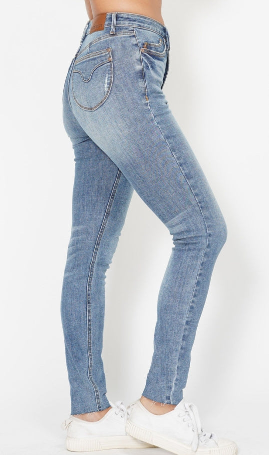 Judy Blue Feeling My Roots Skinny Jeans
