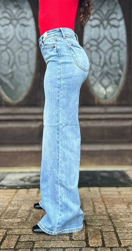 Judy Blue Caroline Vintage Wide Leg Jean
